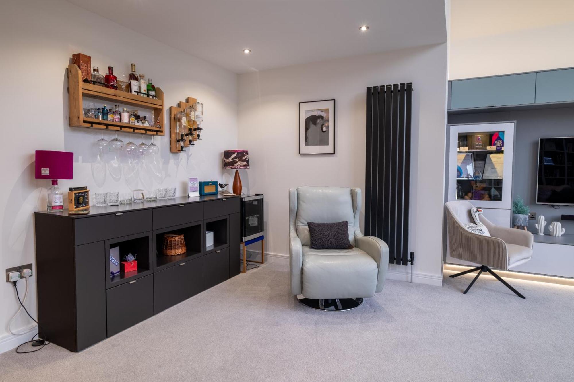 Vila Modern House With Hot Tub, Perfect Night Away! Huntly Exteriér fotografie