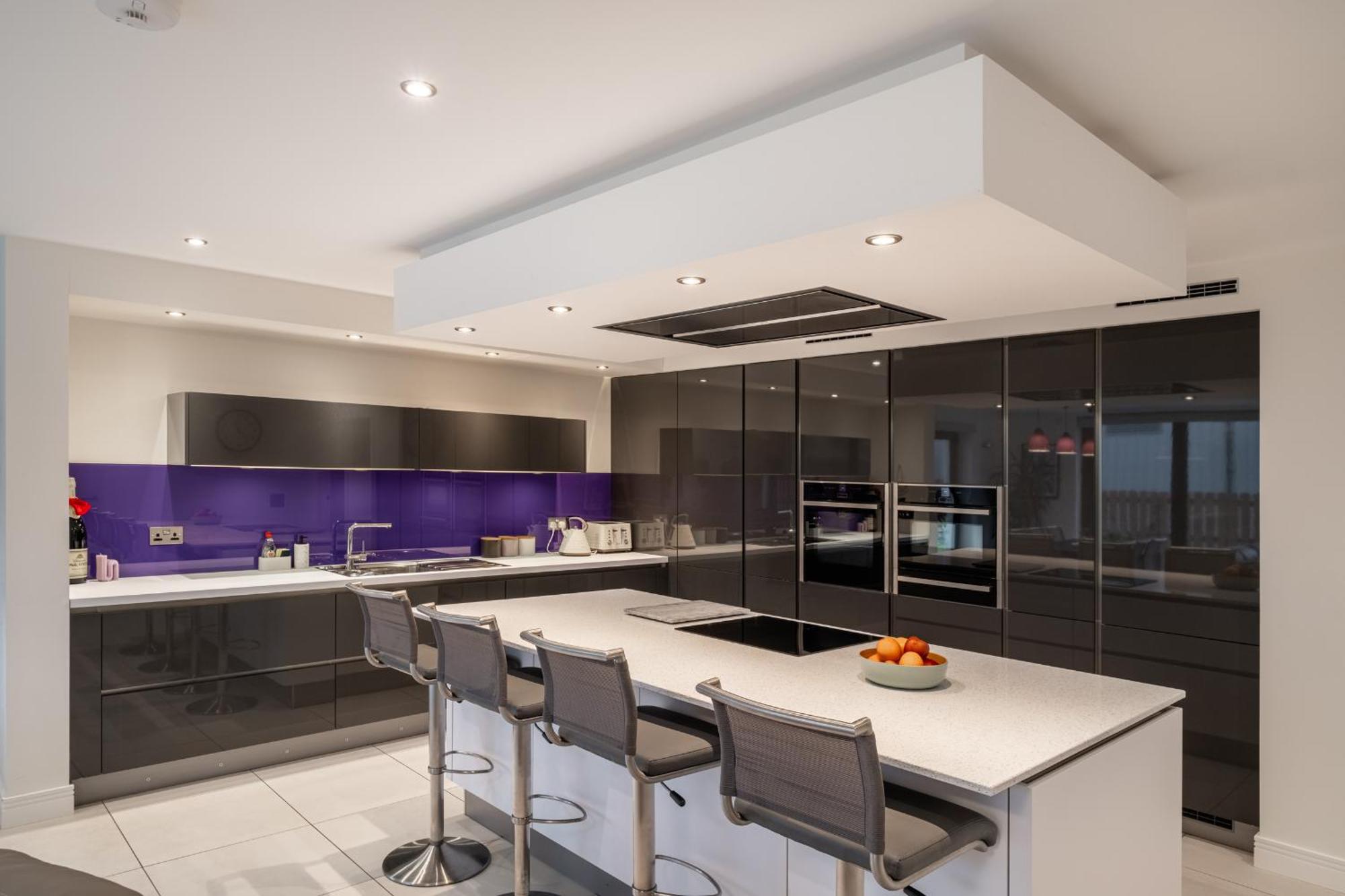 Vila Modern House With Hot Tub, Perfect Night Away! Huntly Exteriér fotografie